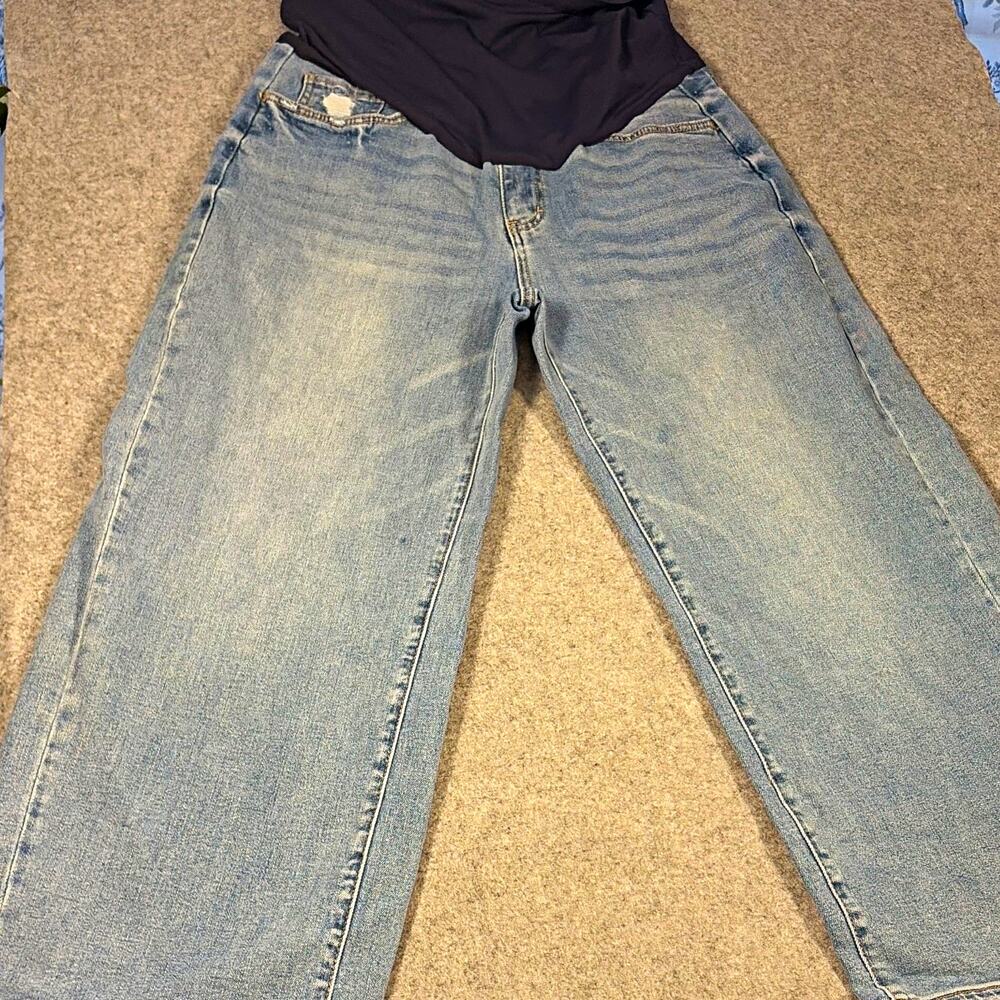 PinkBlush Women's Light Wash Blue wide leg maternity Jeans 32 Stretch